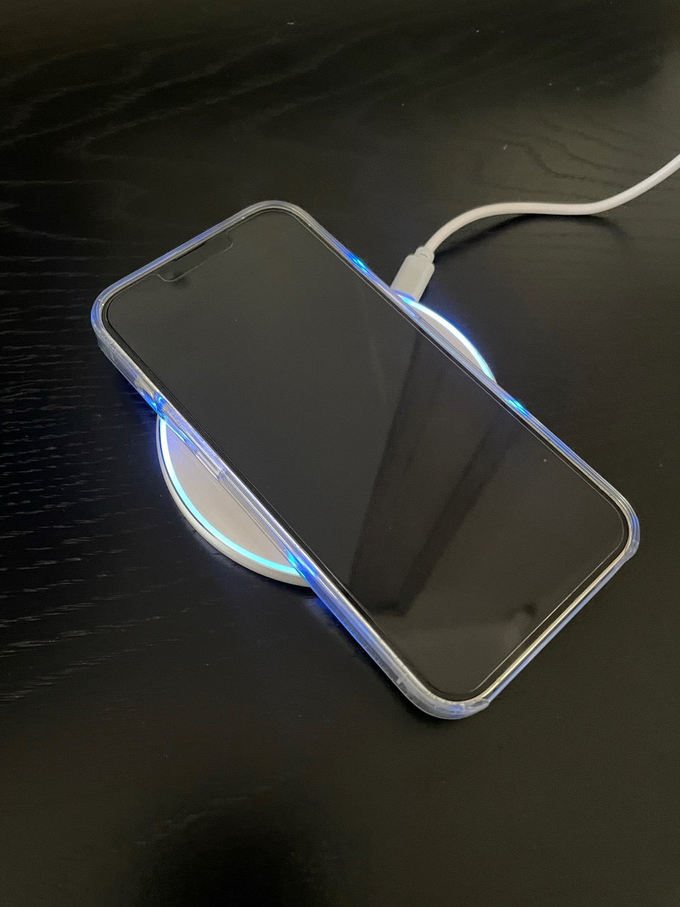 QI Standard Wireless Charger – 10W Fast Charging Pad, Universal Compatibility