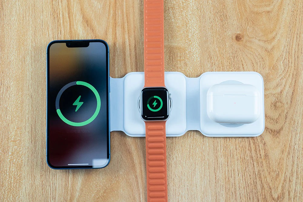 3-in-1 Magnetic Wireless Charger – Fast Charge for Phone, Watch & Earbuds